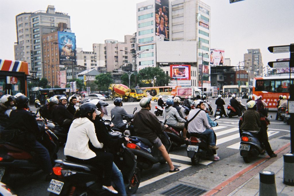 Scooters get to go first at traffic lights