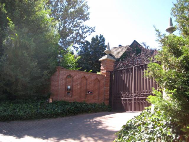 Nicolas Cage's house!