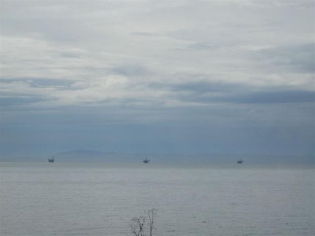Lots of oil rigs