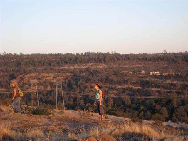 Hiking along the ridge