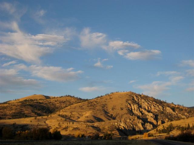 Sunset-lit hills at a stop for dinner
