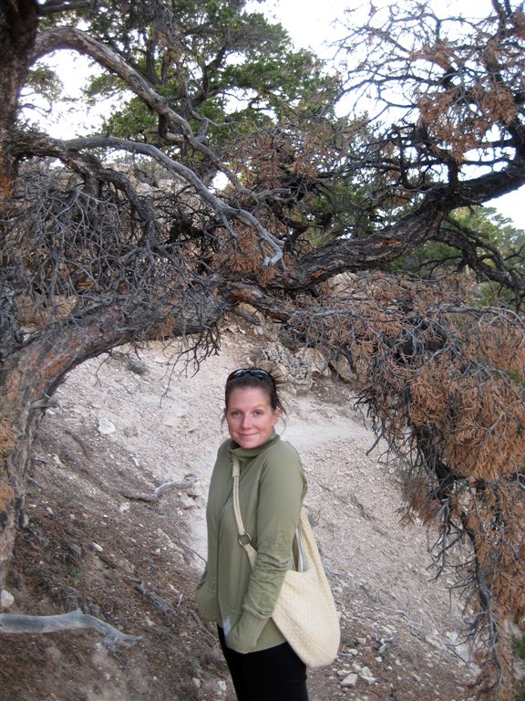 Nicole under a tree