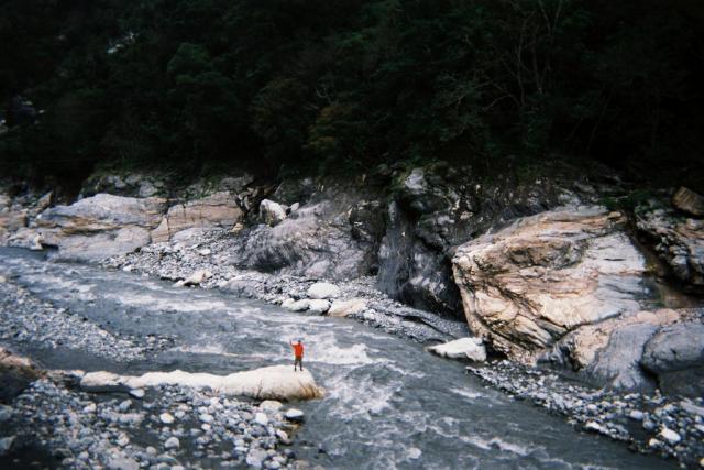 Jason in the middle of the Liwu River of the gorge