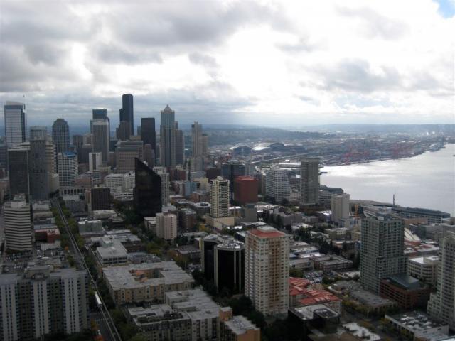 One last downtown view from the Needle