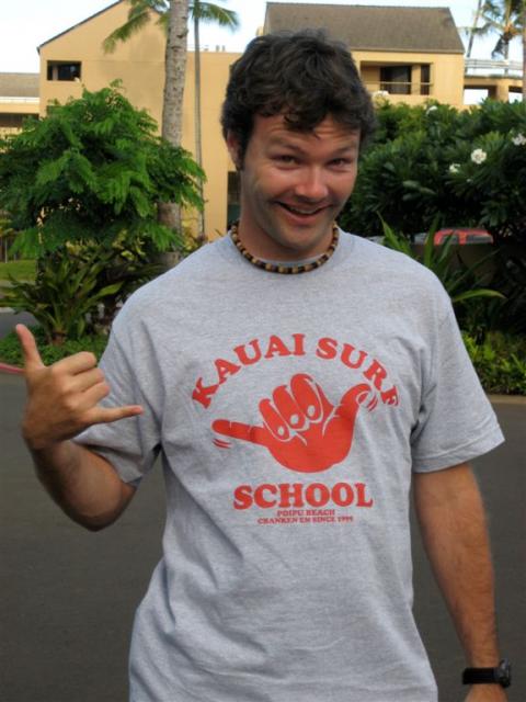 Yes, I'm wearing my shirt to the luau...  Tourist anyone?